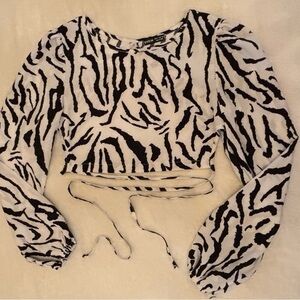 SHEIN ZEBRA PRINT LONG SLEEVE OPEN BACK CROP TOP SZ MEDIUM